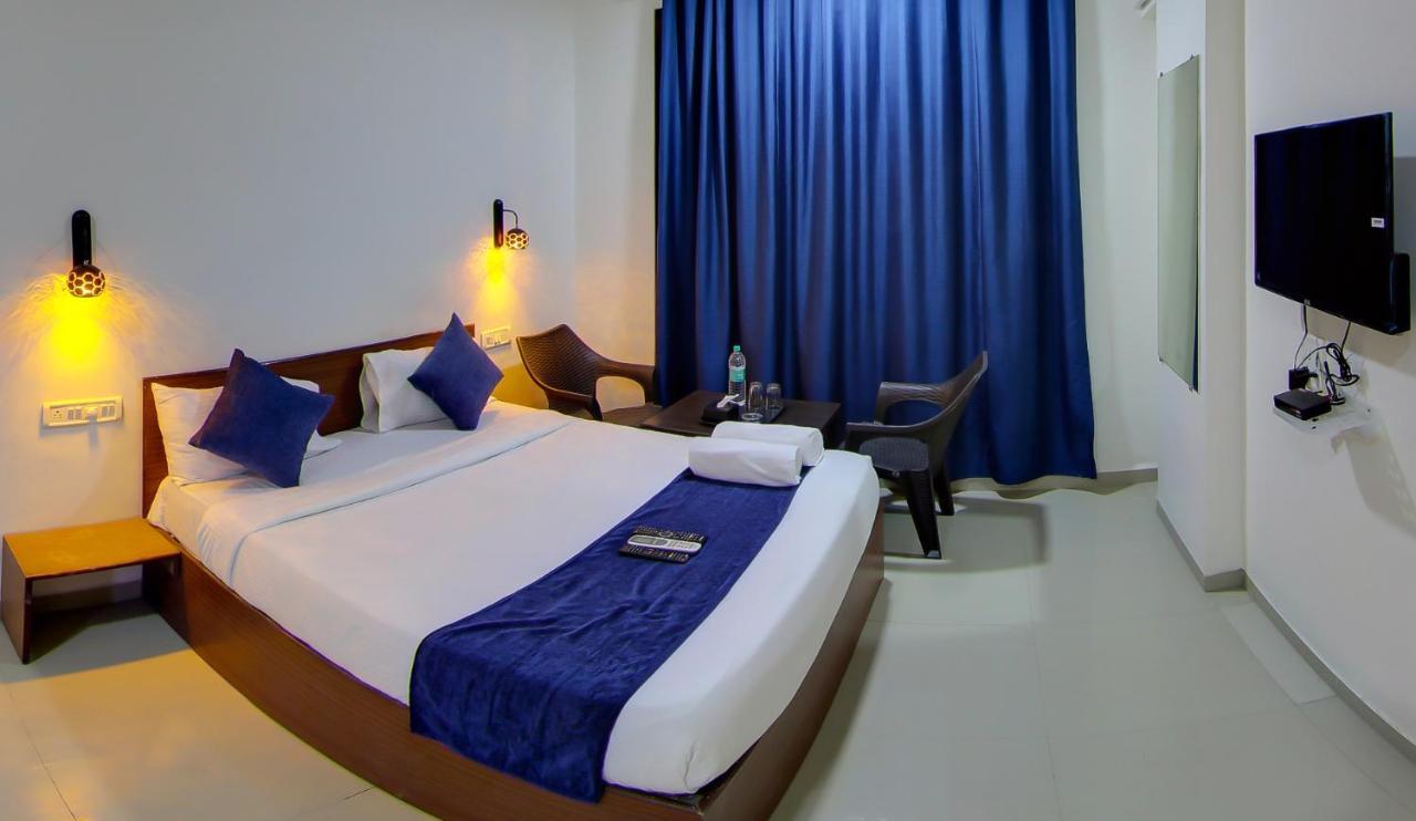 Hotel Rain Sky Inn Lonavala Exterior foto