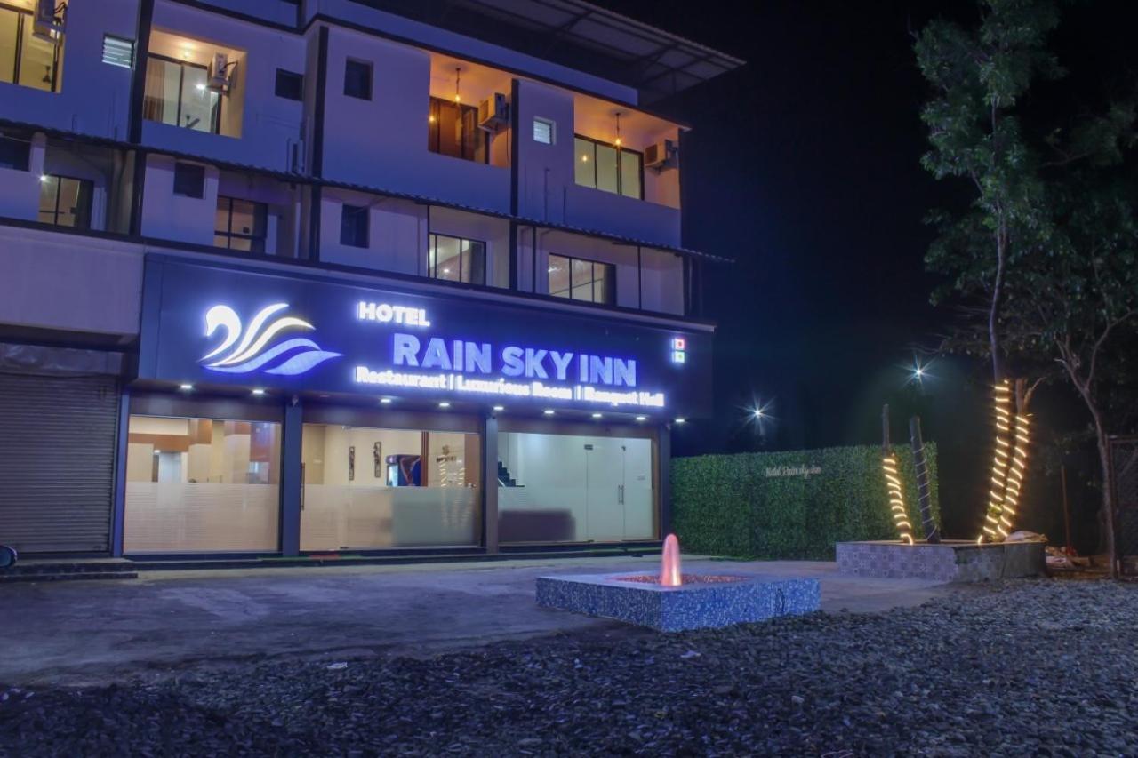 Hotel Rain Sky Inn Lonavala Exterior foto
